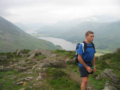 15_20-1.jpg - Steve with Buttermere and Crummock Water in the background.